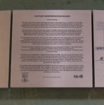 Stainless Steel 2 m x 400 mm viewpoint sign with line artwork