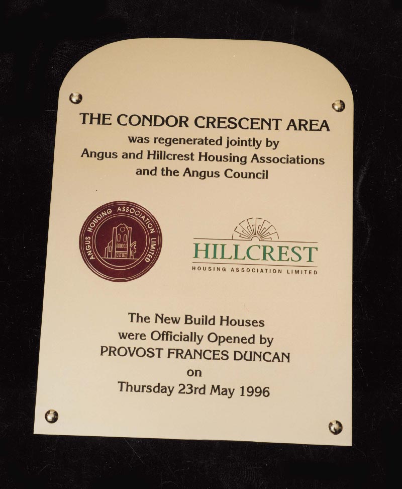 HILLCREST 800 mm x 500 mm three coloured brass