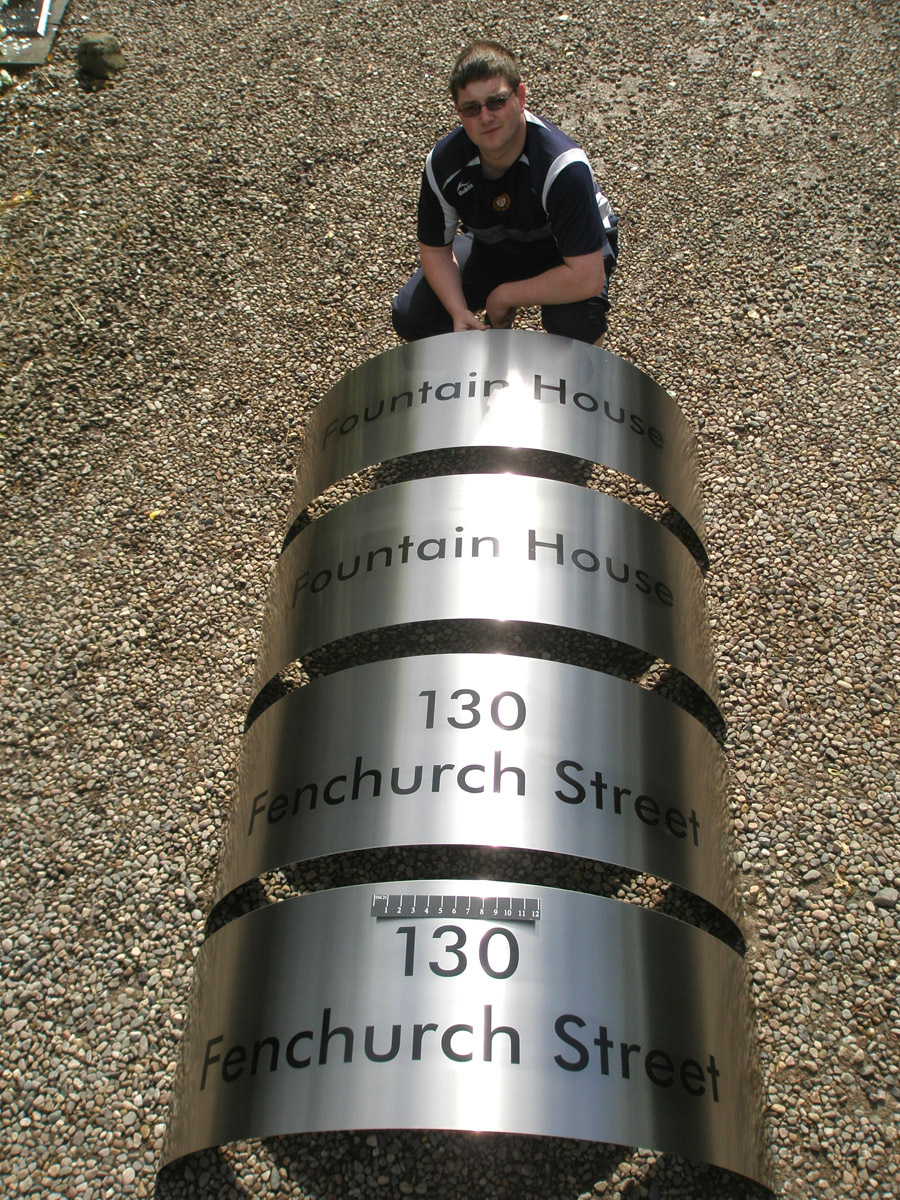 Large curved Stainless